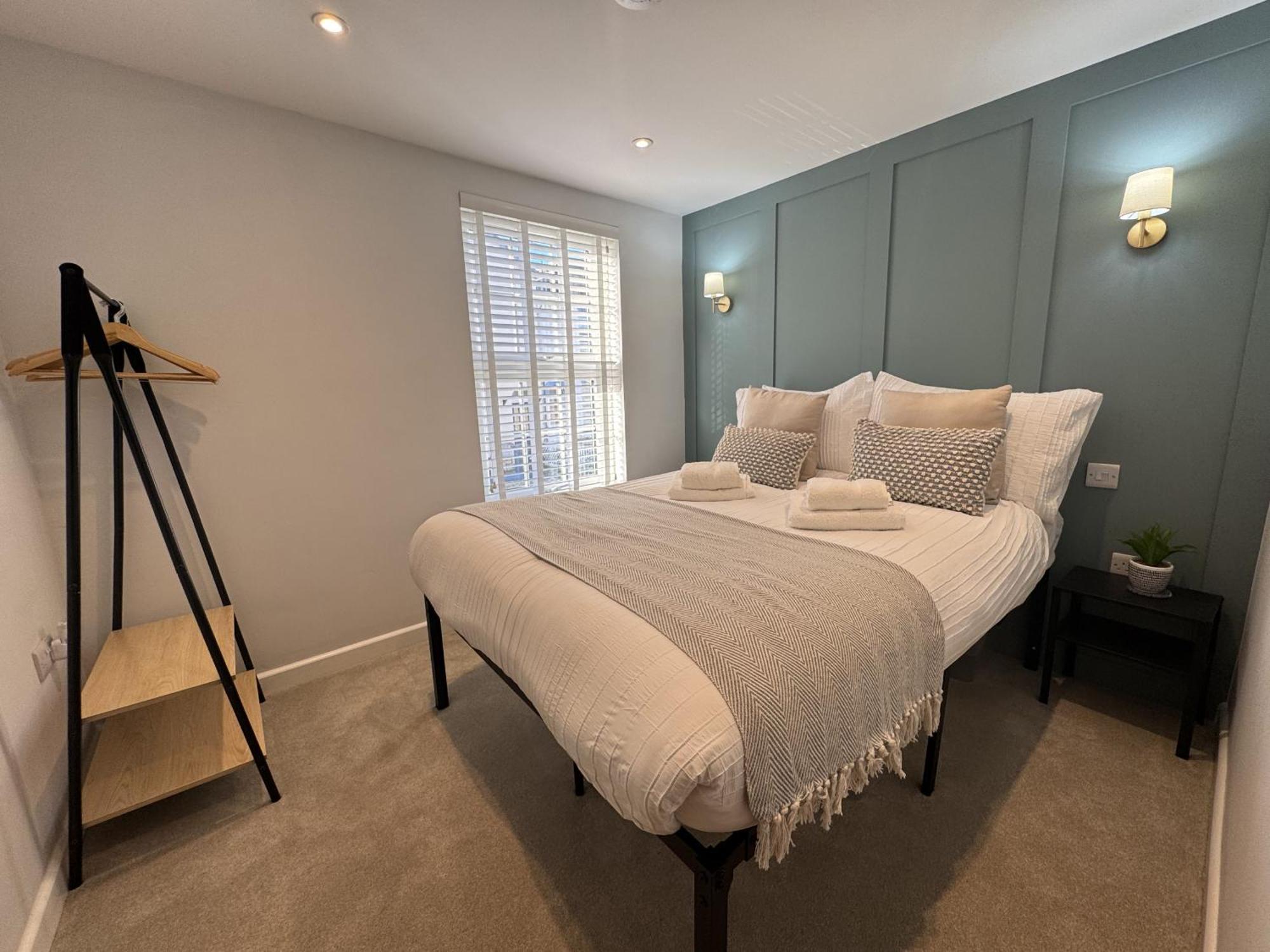 カウズ Driftwood House - Luxury Dog-Friendly Townhouse In Cowes, Steps From Marinaヴィラ エクステリア 写真