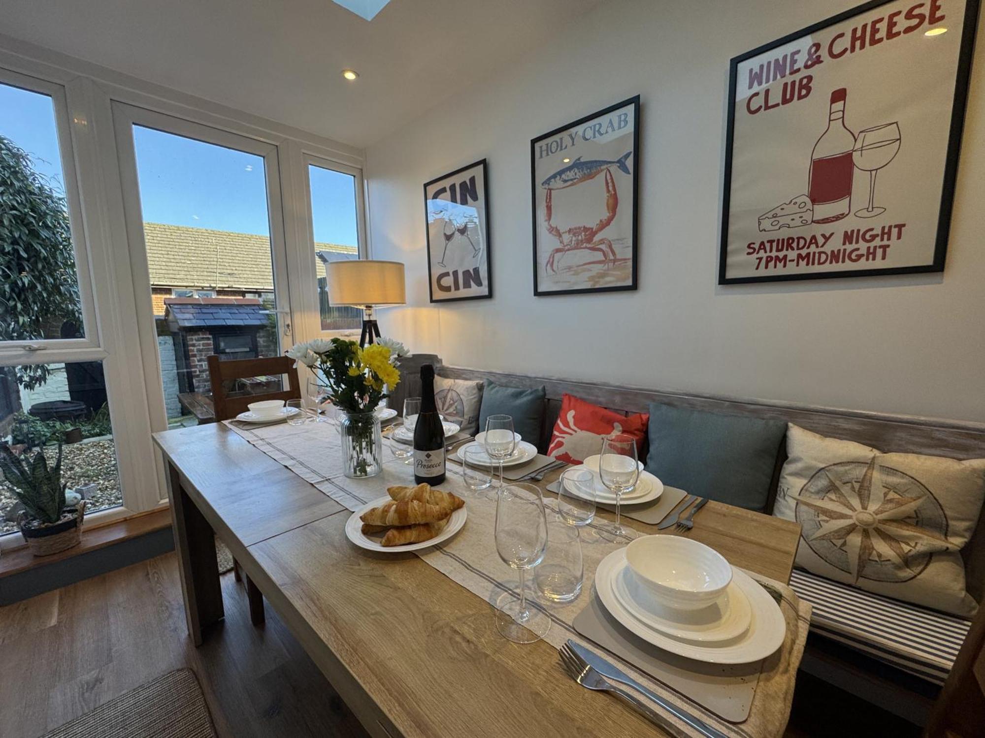 カウズ Driftwood House - Luxury Dog-Friendly Townhouse In Cowes, Steps From Marinaヴィラ エクステリア 写真