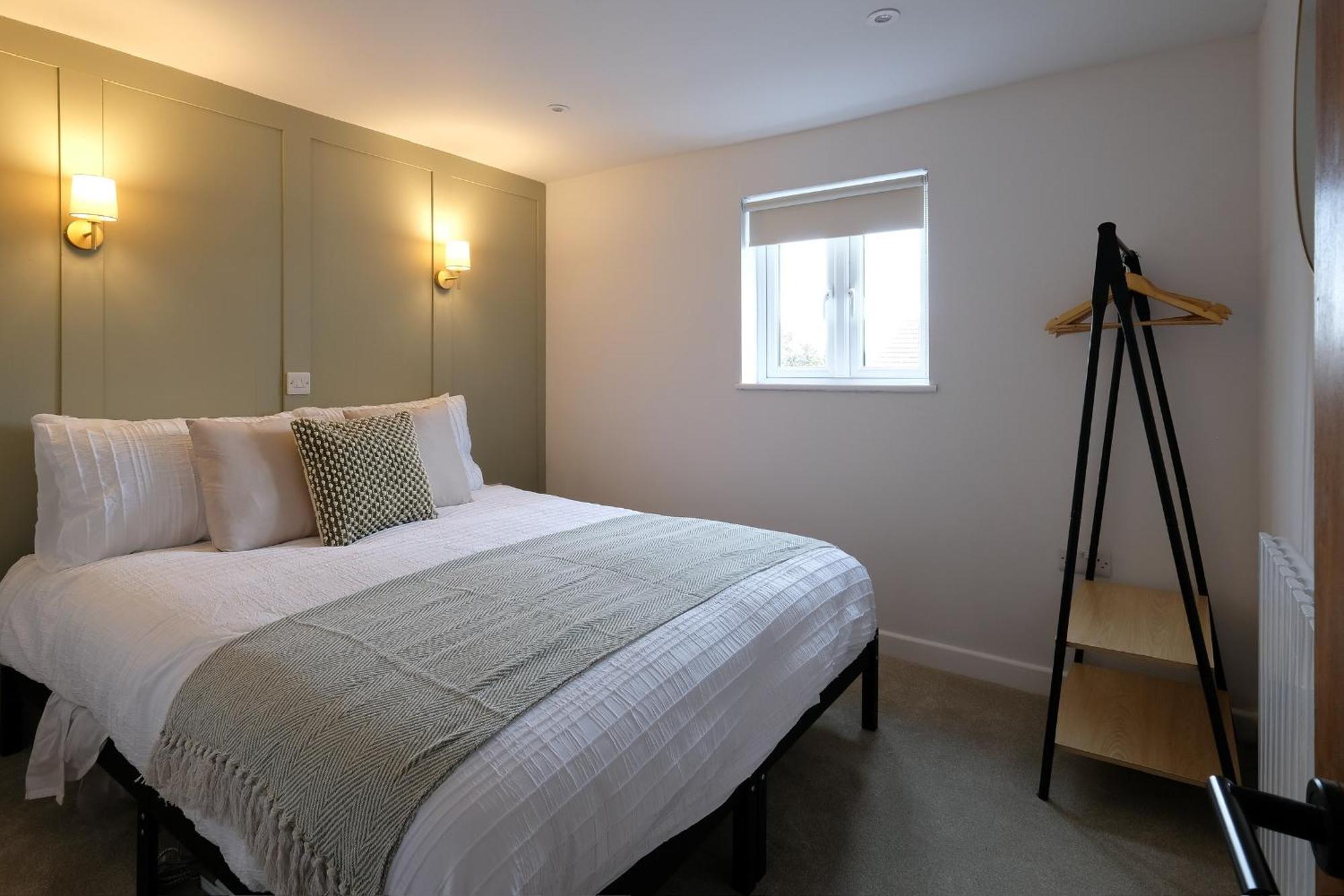 カウズ Driftwood House - Luxury Dog-Friendly Townhouse In Cowes, Steps From Marinaヴィラ エクステリア 写真